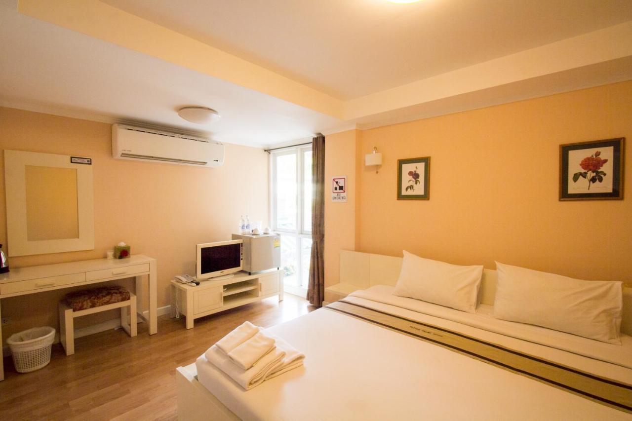 Triple Palms House Gasthof *
