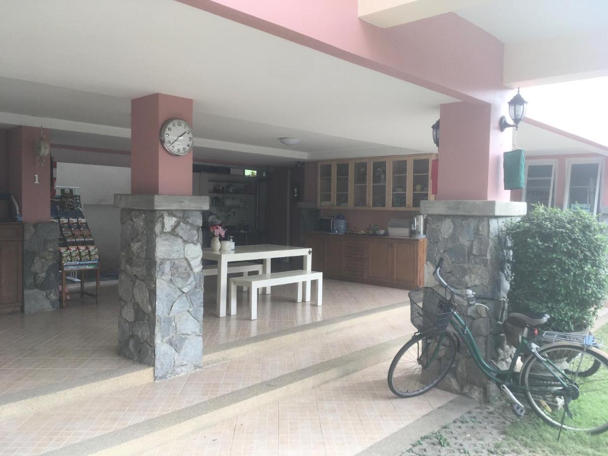Triple Palms House Gasthof